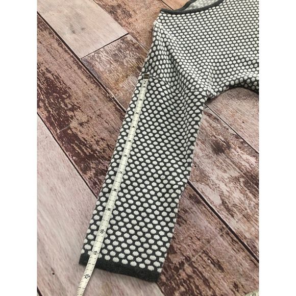 Express knit‎ polka dot pattern top size S - Picture 6 of 7